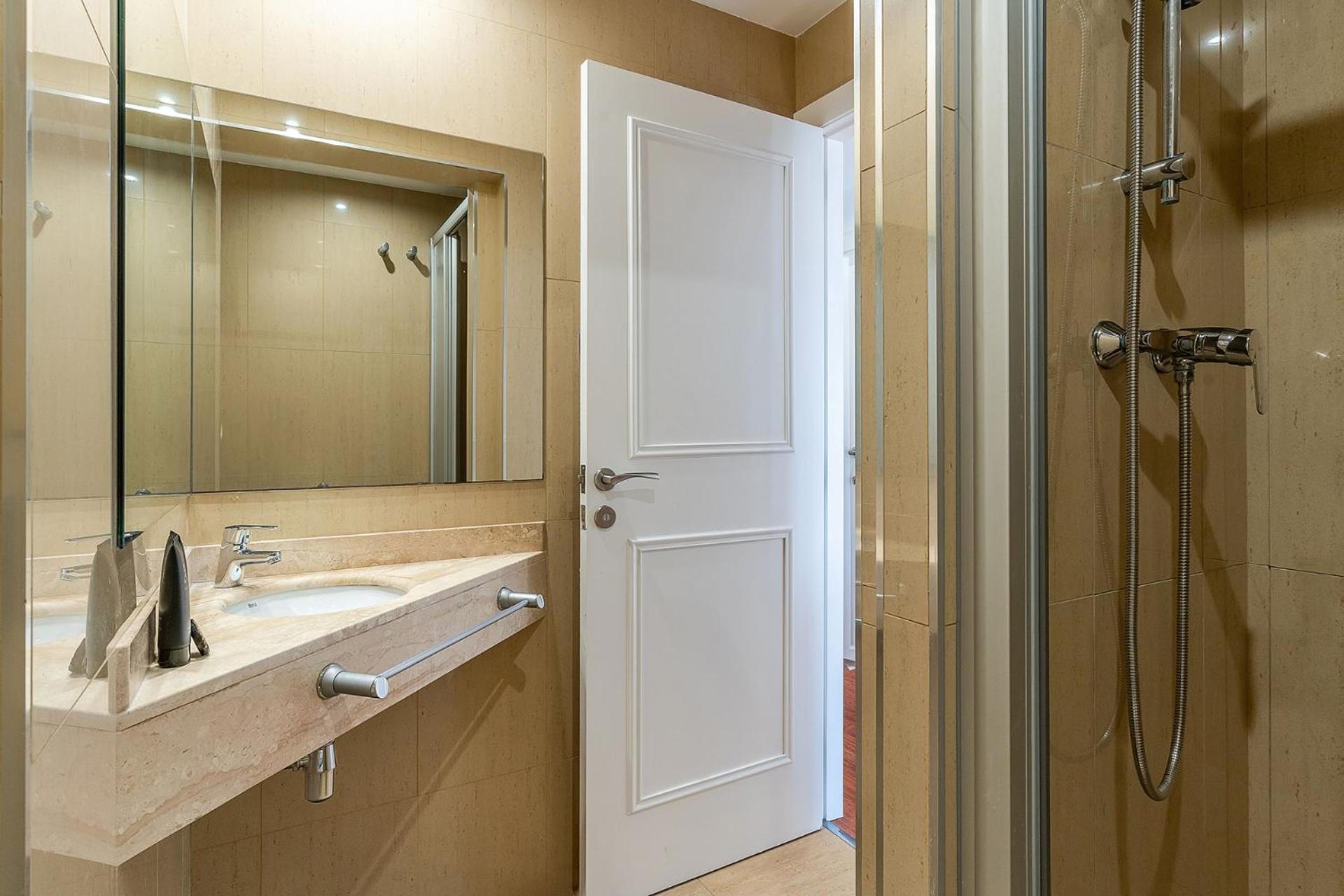 Enjoybcn Fira Apartment *